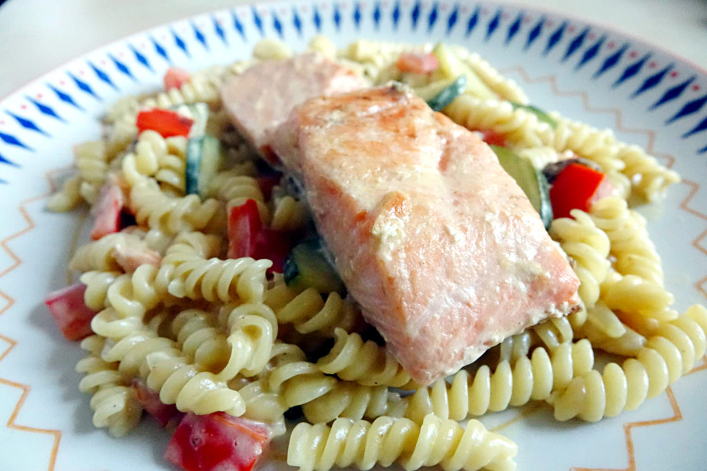 « One pot pasta » de saumon à la crème de coco Régal de paresse